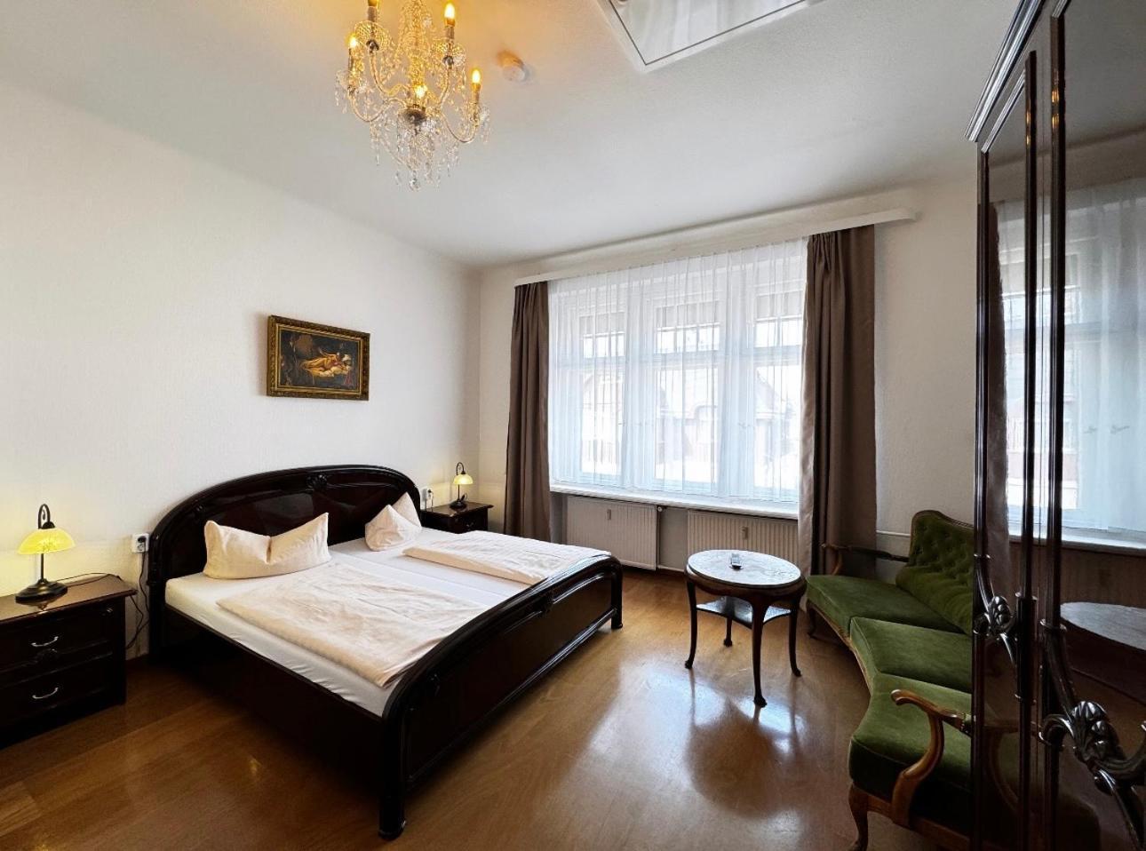Hotel Zu Den Linden Dresden